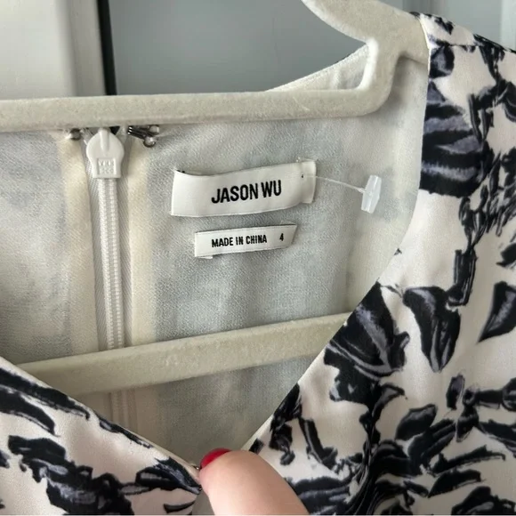 New Jason Wu Tuck Sleeve Dress - Picture 4 of 4